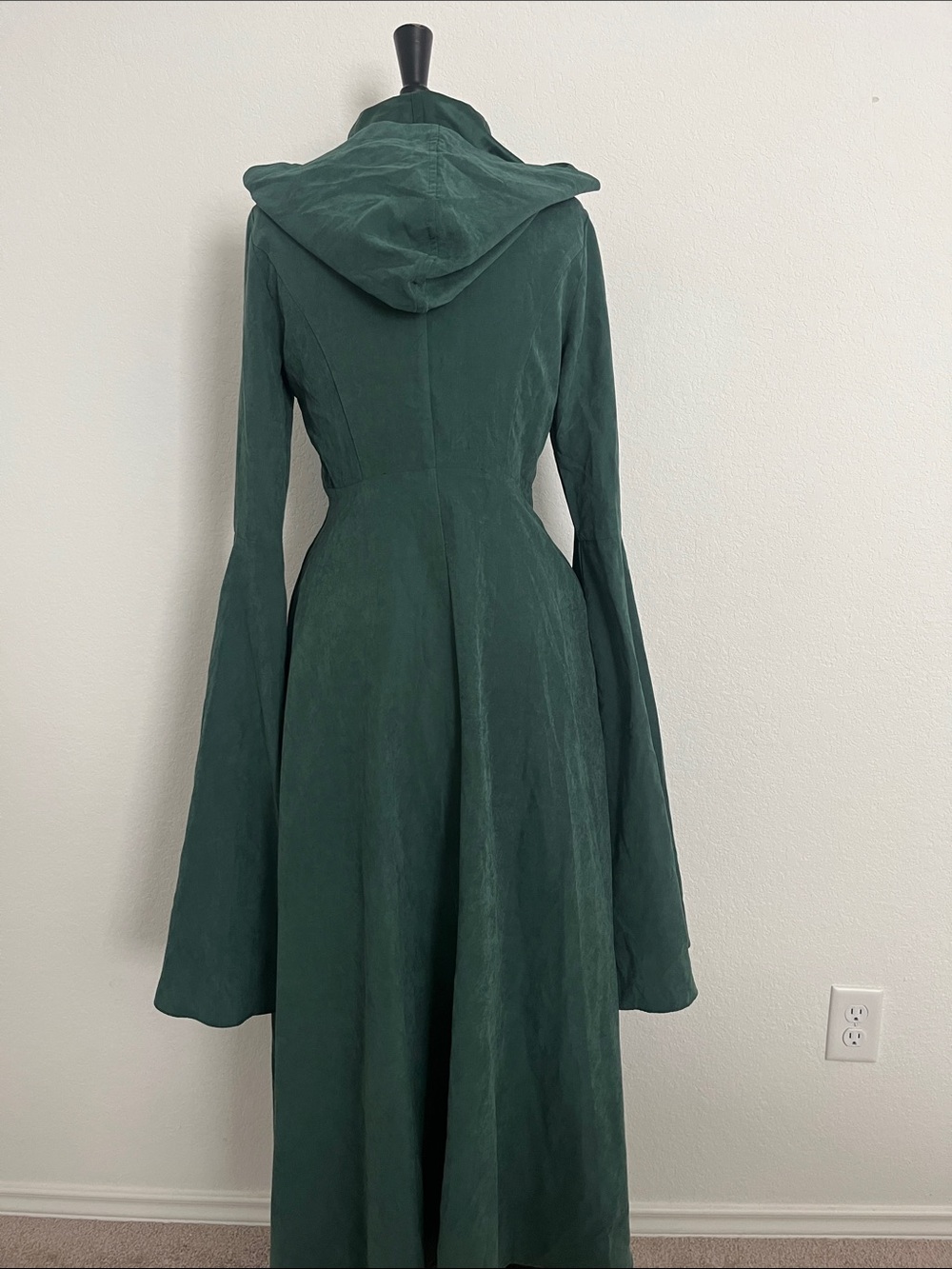 Scarlet Darkness Hooded Lace-Up Long Sleeve Maxi Dress - Picture 9 of 13